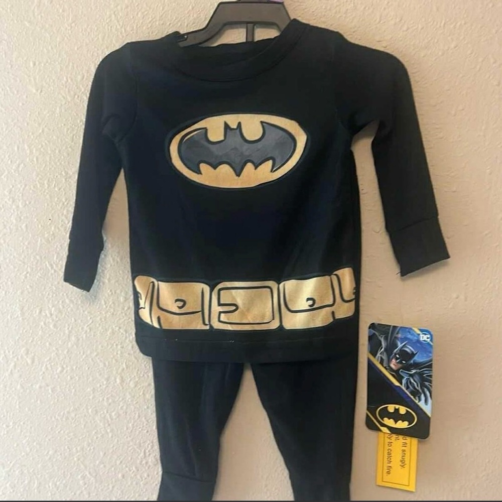 DC Comics Batman Kids Costume - Black and Yellow